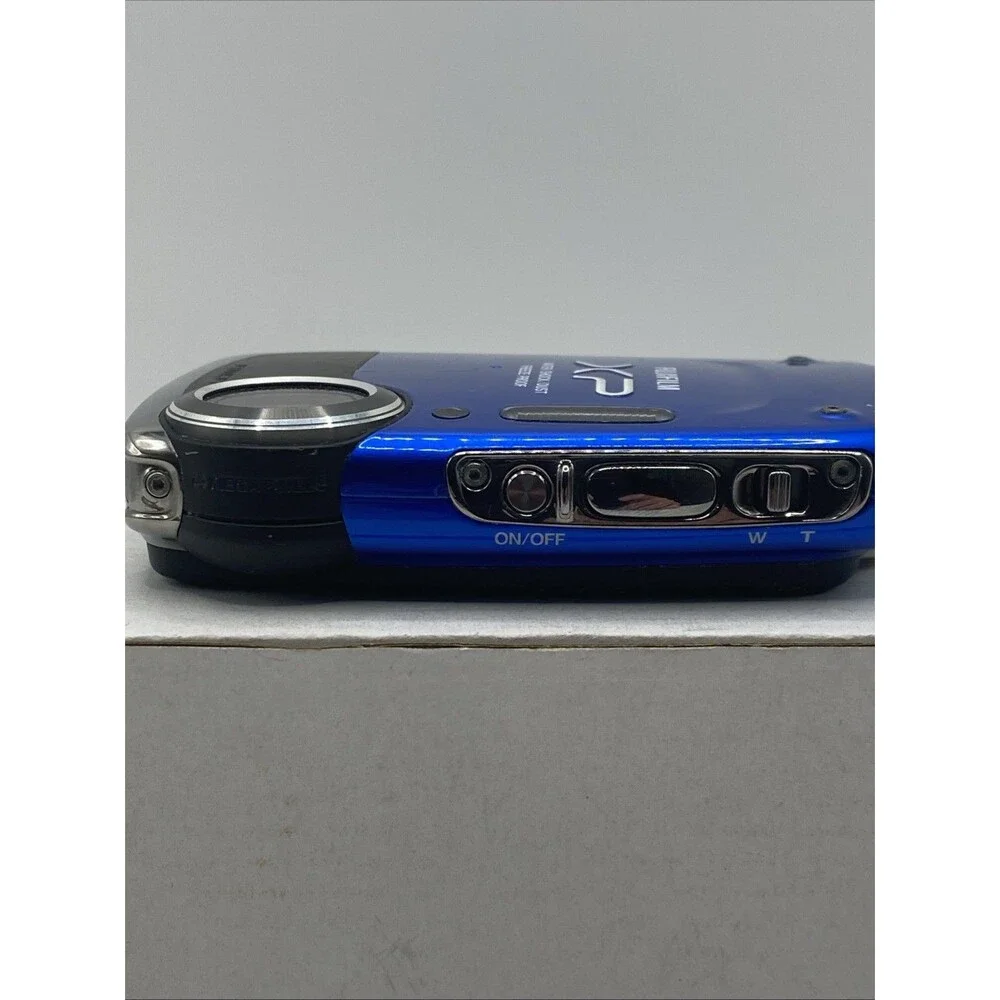Fujifilm FinePix XP20 Digital Camera Waterproof Blue NOT WORKING AS-IS